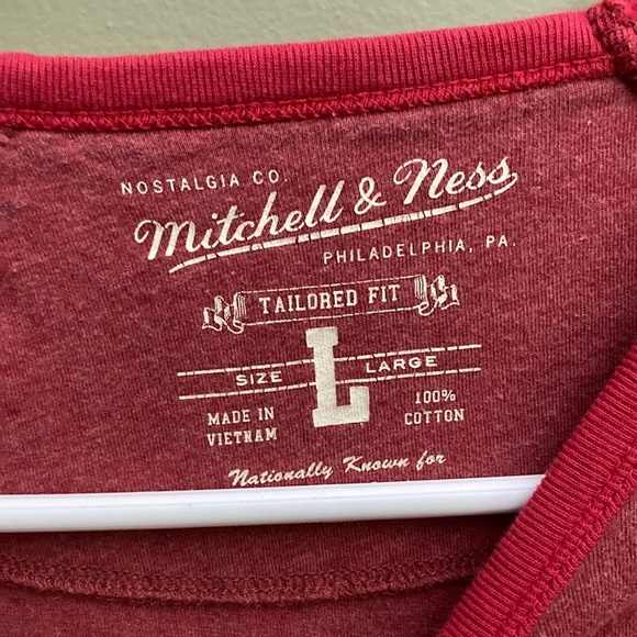 Mitchell & Ness Red and Gold Three Quarter Length  Sleeve Tee Relaxed Fit - Picture 2 of 8